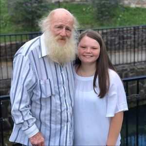 Meet your Posher, Thomaa